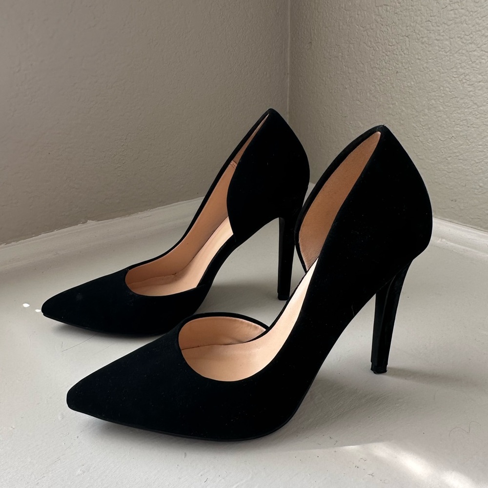 Black heels